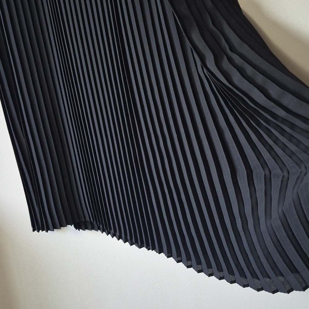 Eileen Fisher Accordian Pleated Sleeveless Shift Dress, Black, Size XS - Picture 6 of 12